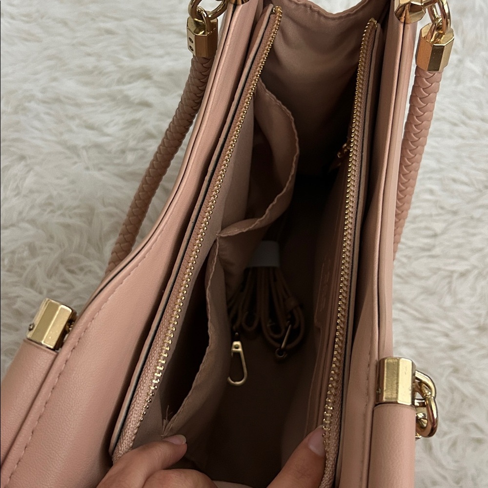 Bebe Pink Quilted Women's Bag - Picture 4 of 6